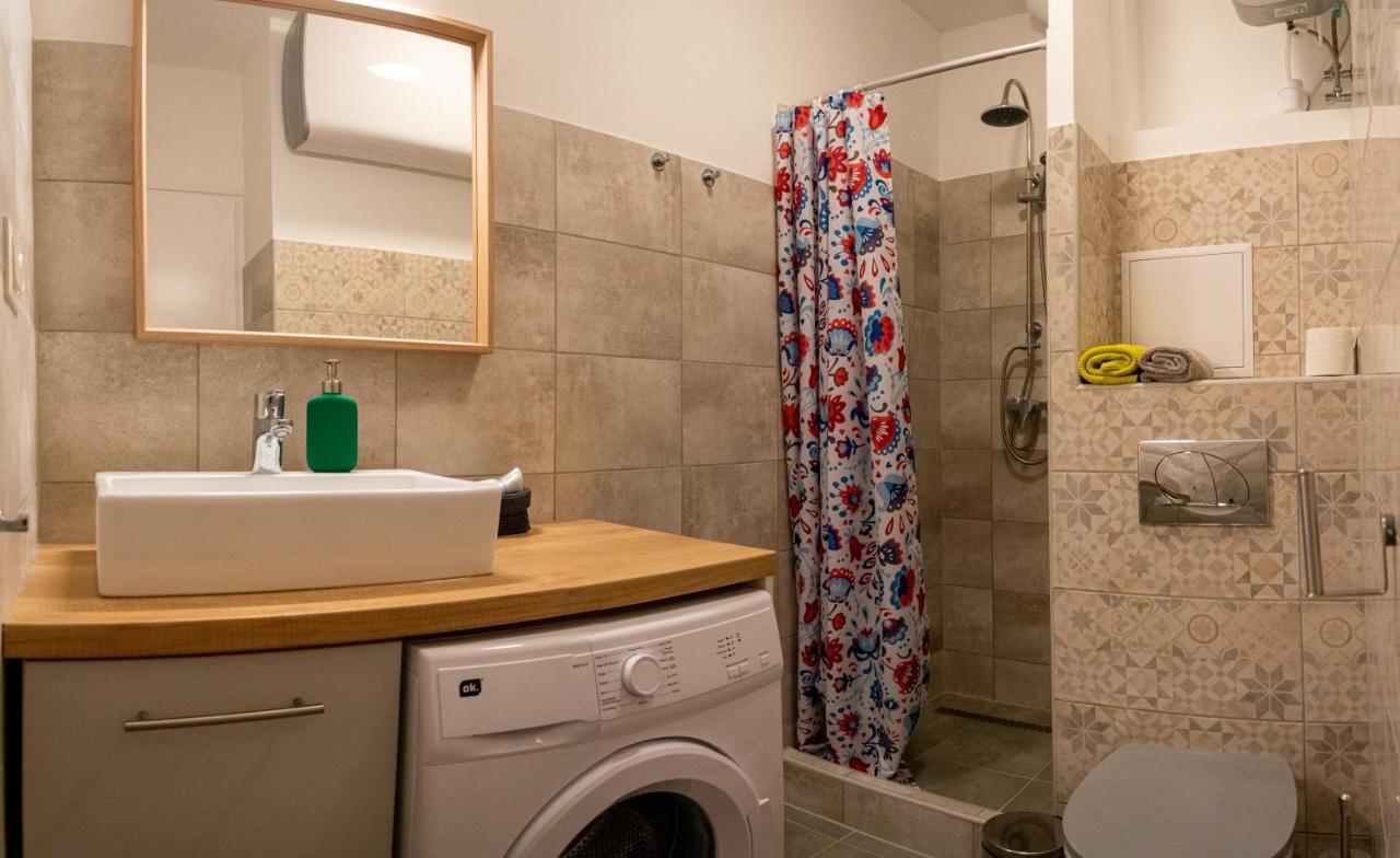 Helikon 31 Apartman كيستاي المظهر الخارجي الصورة